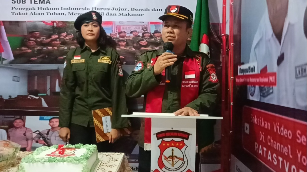 Mangapul Sirait, S.H., Menyampaikan Pidato pada HUT PKN ke-5