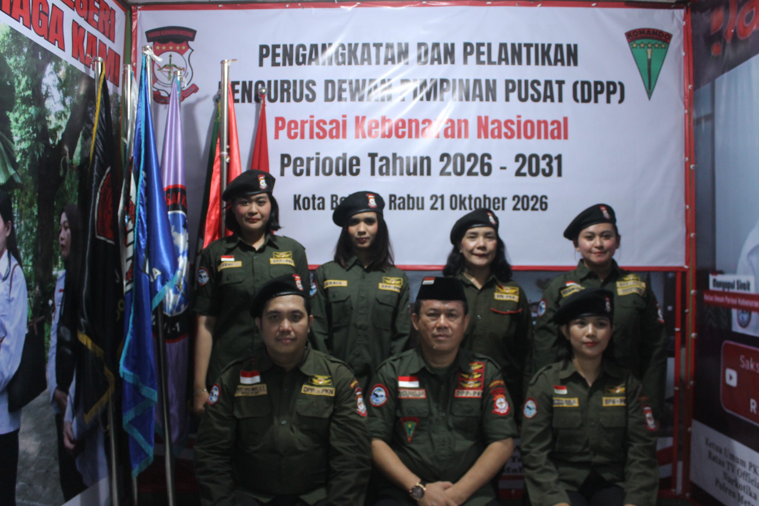 Jajaran Sekretariat & Bendahara DPP-PKN bersama Ketum PKN, Sekjen & Bendahara Umum